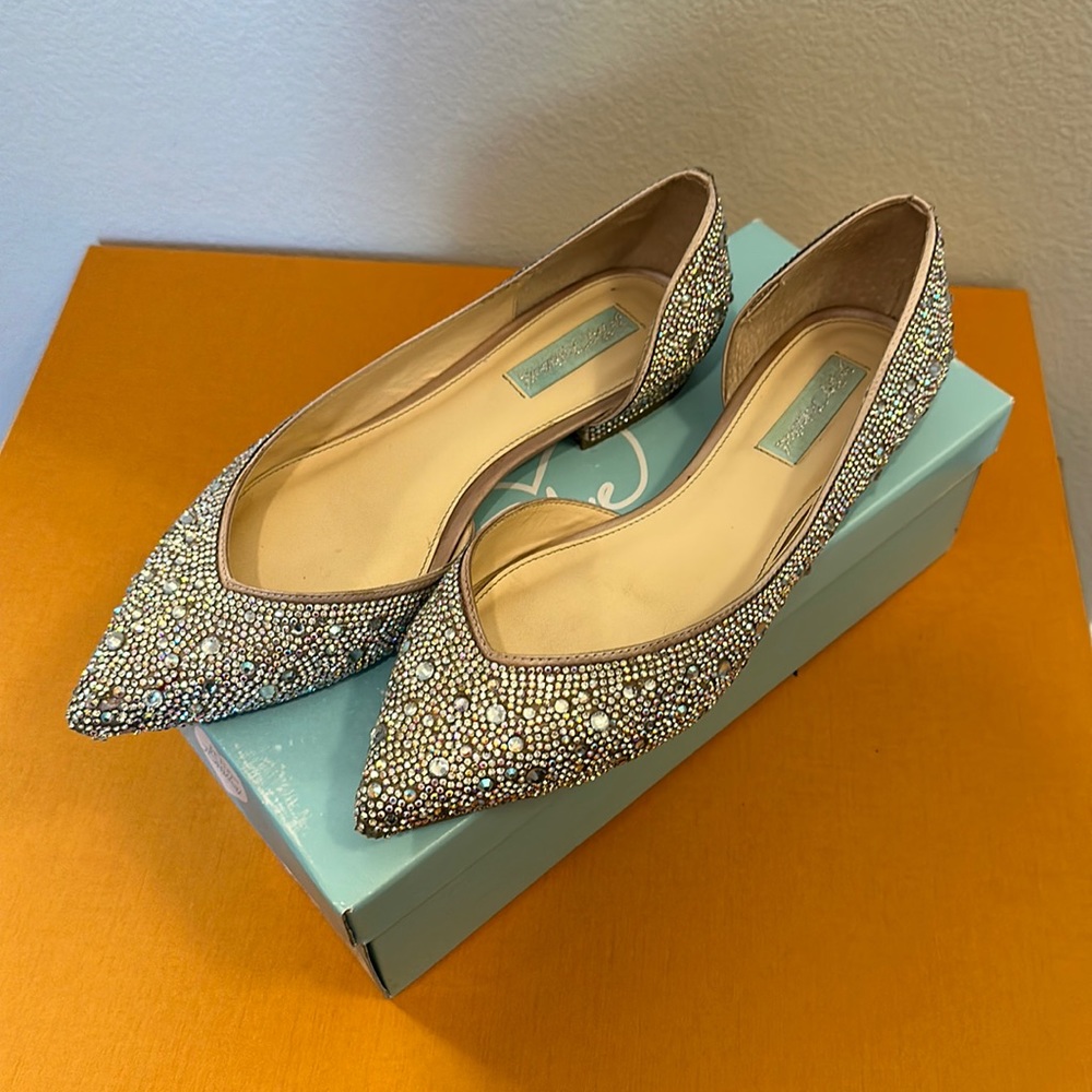 Betsey Johnson Reeve Ballet flats - metallic champagne color